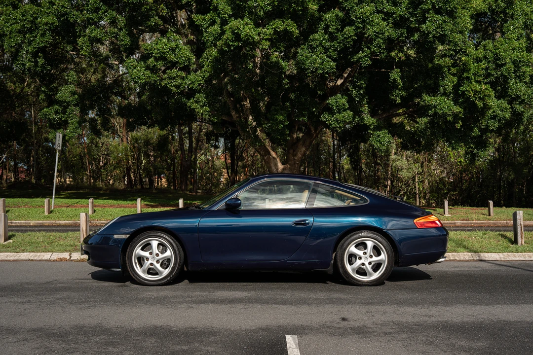 1998 Porsche 996 Carrera - Image 15 of 31