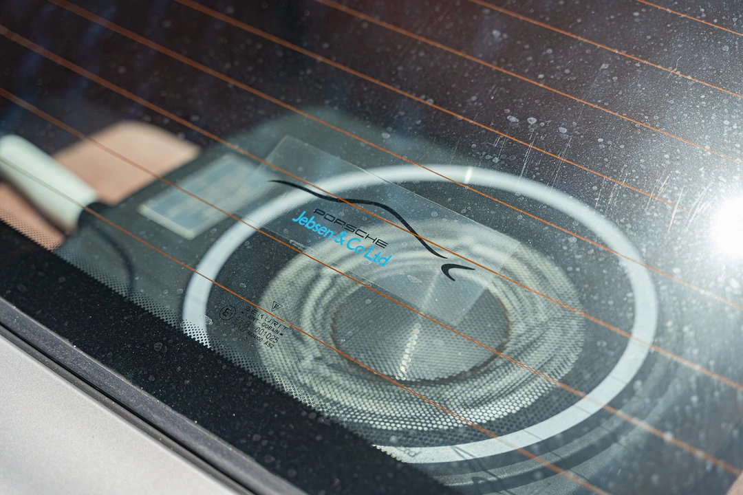 1998 Porsche 996 Carrera - Image 13 of 31