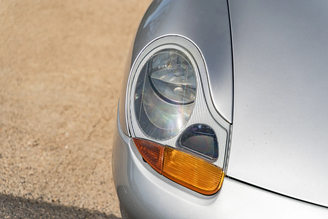 1998 Porsche 996 Carrera - Image 16 of 31