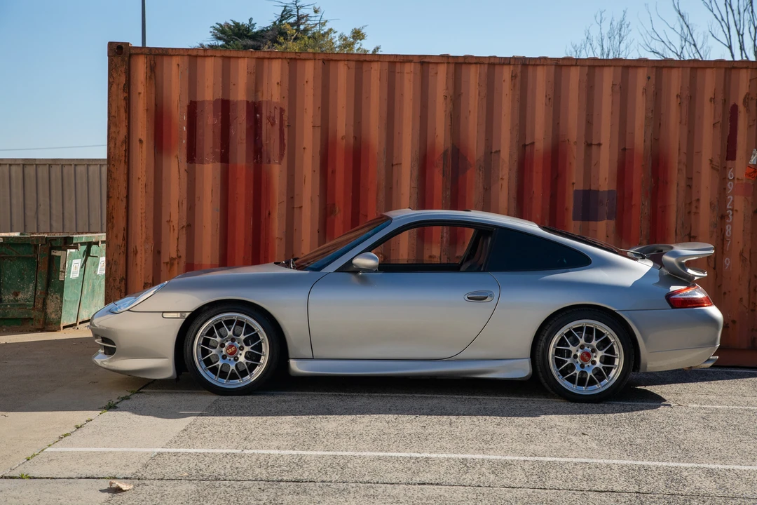 1998 Porsche 996 Carrera - Image 13 of 31