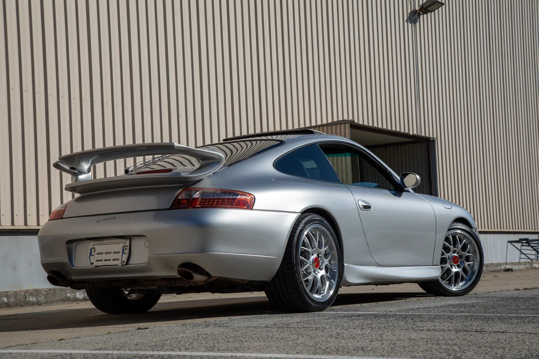 1998 Porsche 996 Carrera - Image 16 of 31