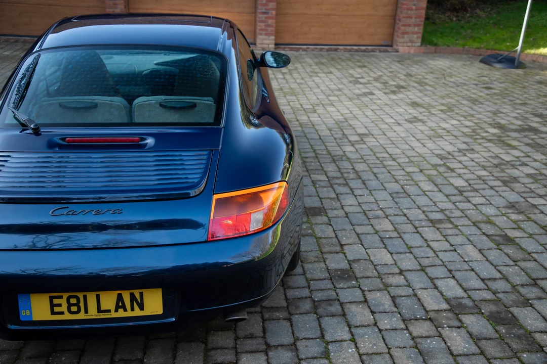 1998 Porsche 996 Carrera - Image 22 of 31