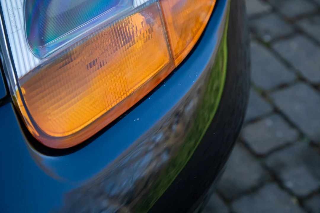 1998 Porsche 996 Carrera - Image 12 of 31