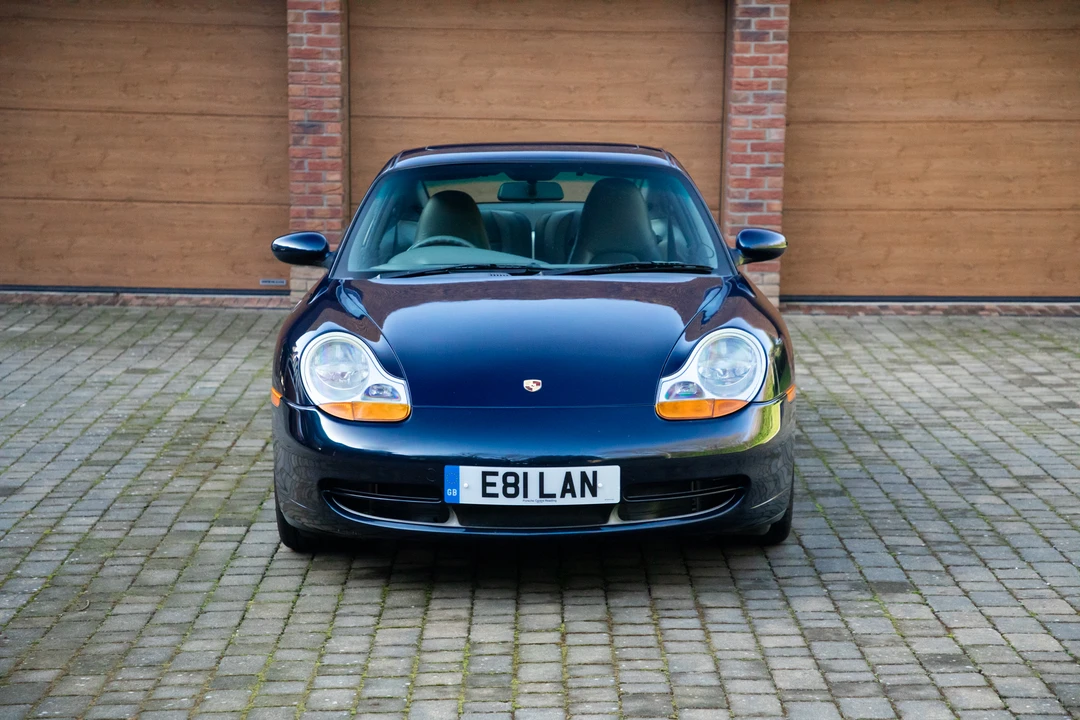 1998 Porsche 996 Carrera - Image 11 of 31