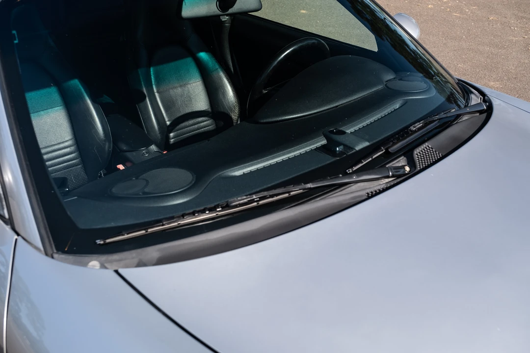1998 Porsche 996 Carrera - Image 25 of 31
