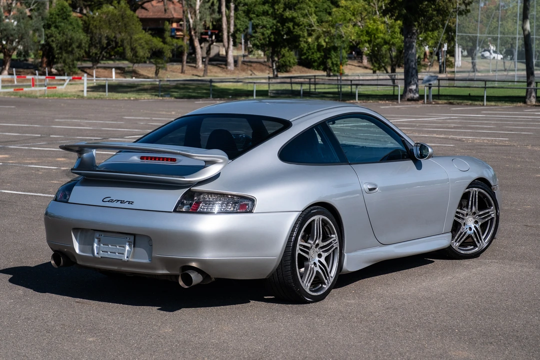 1998 Porsche 996 Carrera - Image 15 of 31