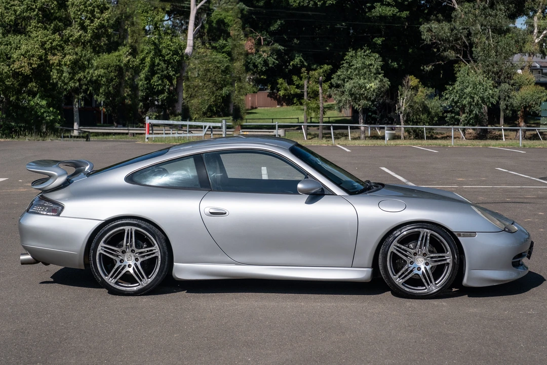 1998 Porsche 996 Carrera - Image 16 of 31
