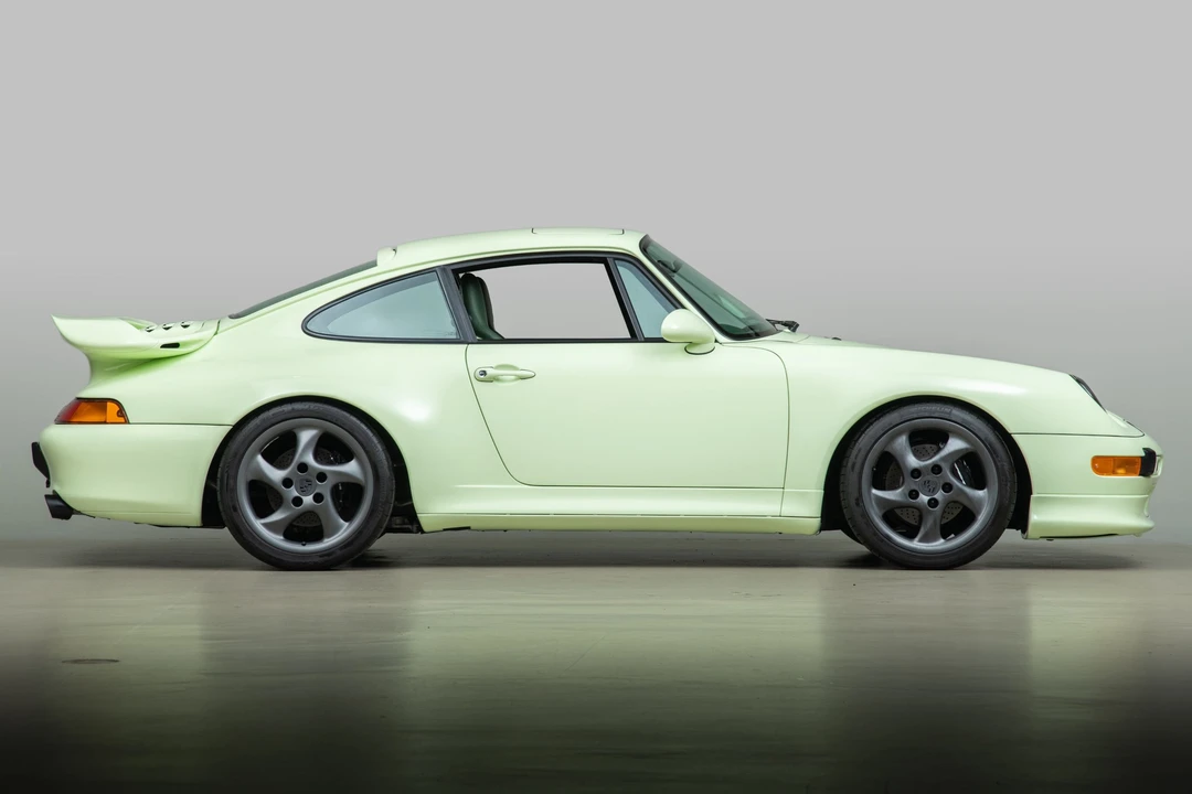 1998 Porsche 993 Carrera S - Image 10 of 31