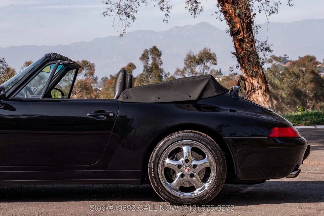 1998 Porsche 993 Carrera - Image 25 of 31