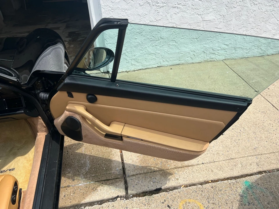 1998 Porsche 993 Carrera - Image 4 of 10