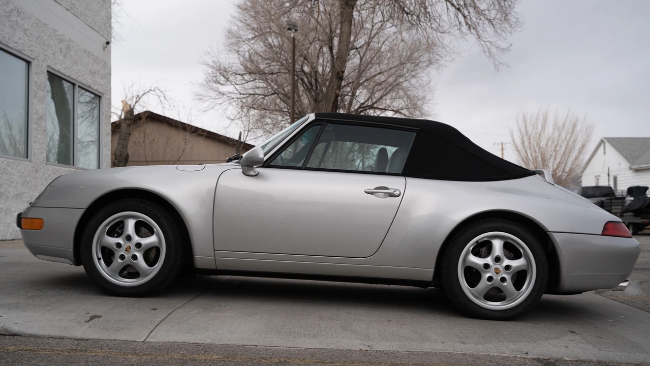 1998 Porsche 993 Carrera - Image 10 of 31
