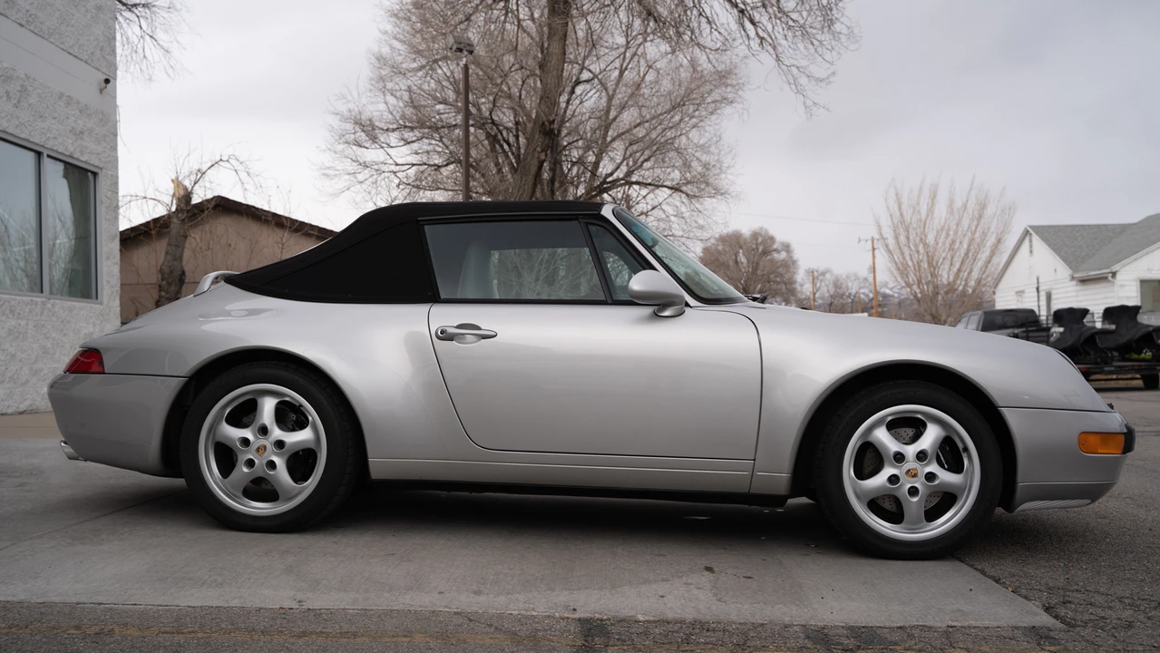 1998 Porsche 993 Carrera - Image 16 of 31