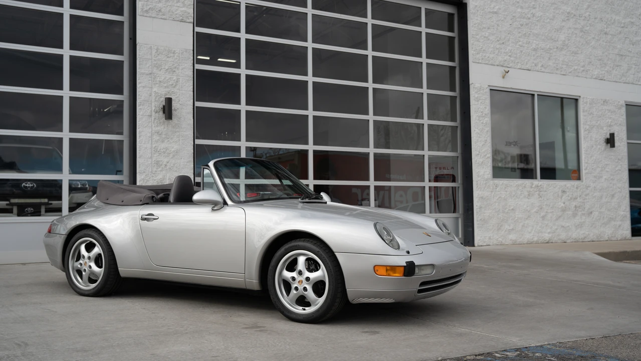1998 Porsche 993 Carrera - Image 2 of 31