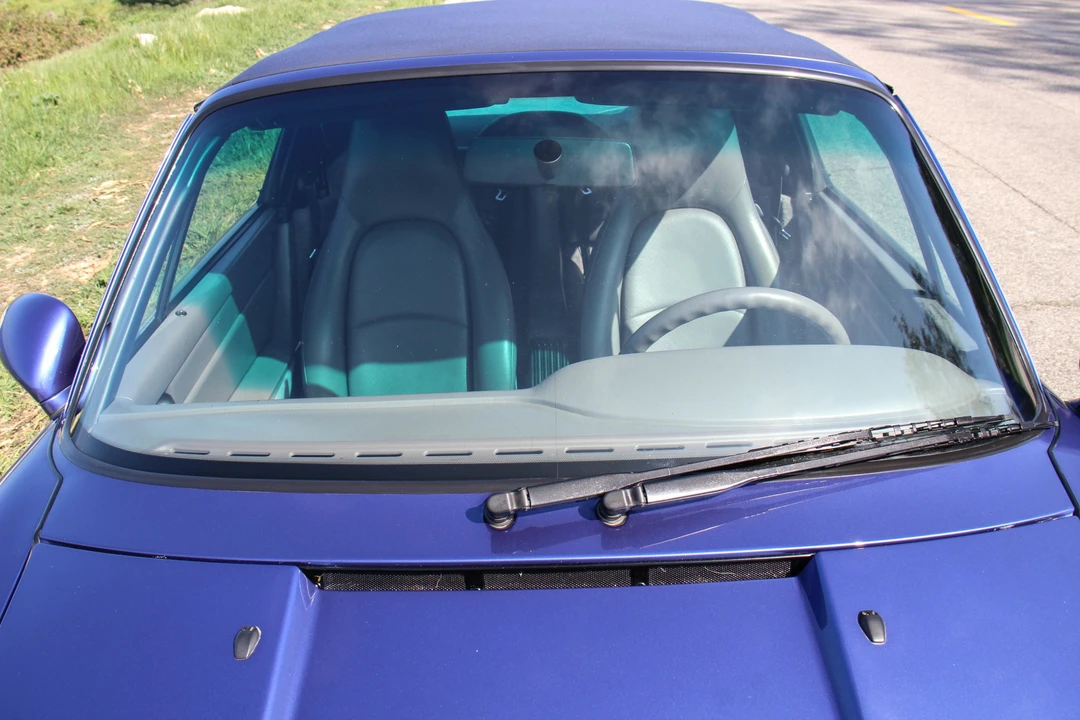 1998 Porsche 993 Carrera - Image 16 of 31