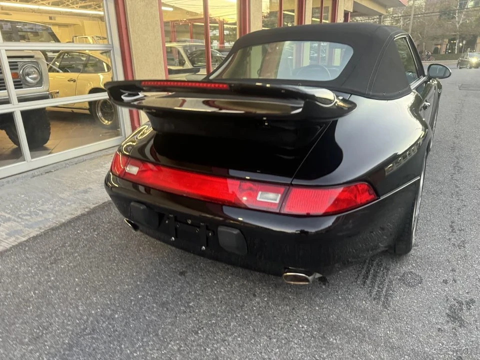 1998 Porsche 993 Carrera - Image 15 of 24