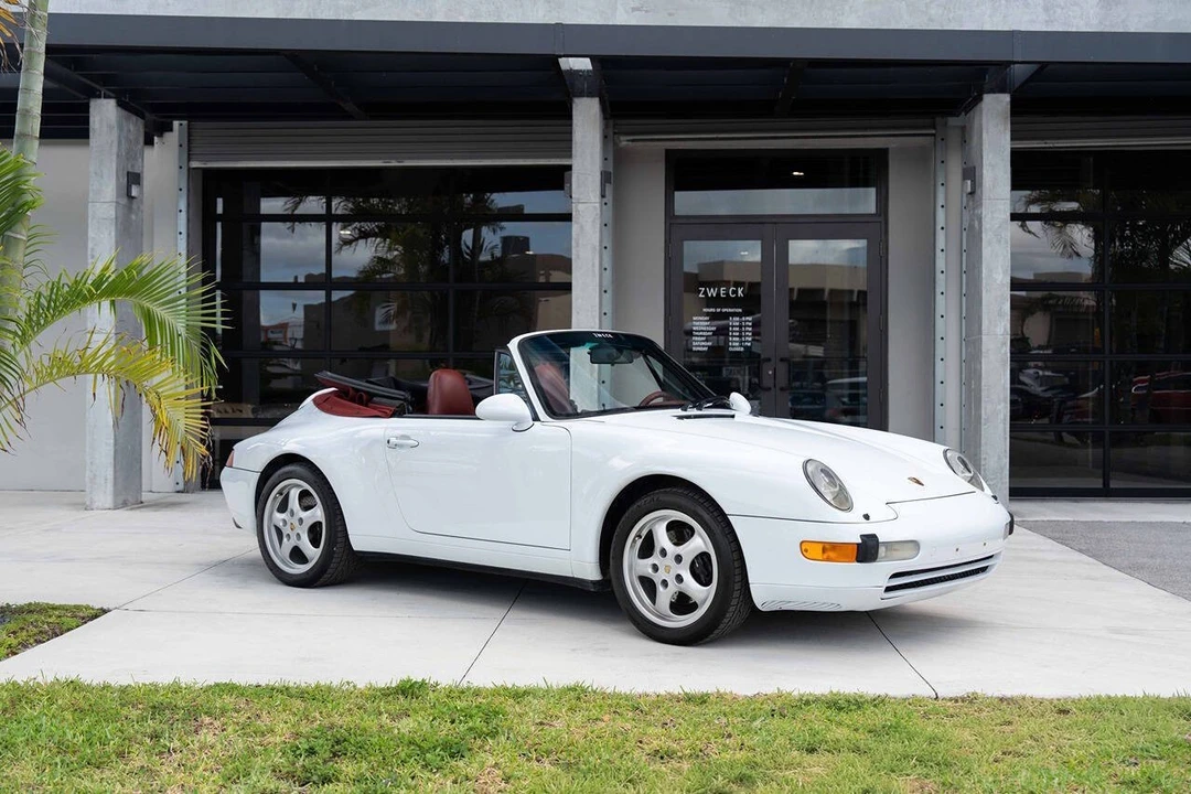 1998 Porsche 993 Carrera - Image 11 of 31
