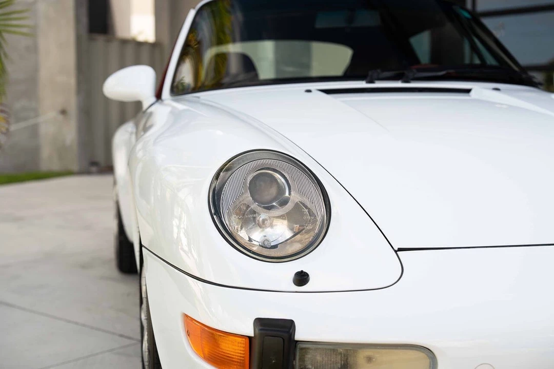 1998 Porsche 993 Carrera - Image 16 of 31