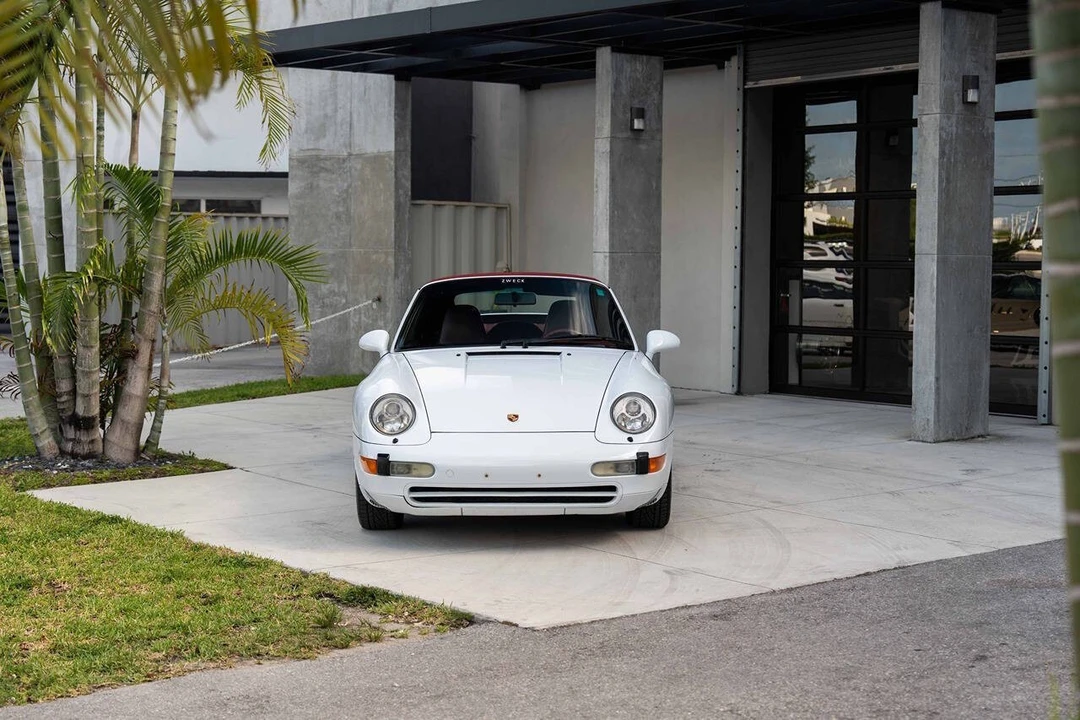 1998 Porsche 993 Carrera - Image 5 of 31