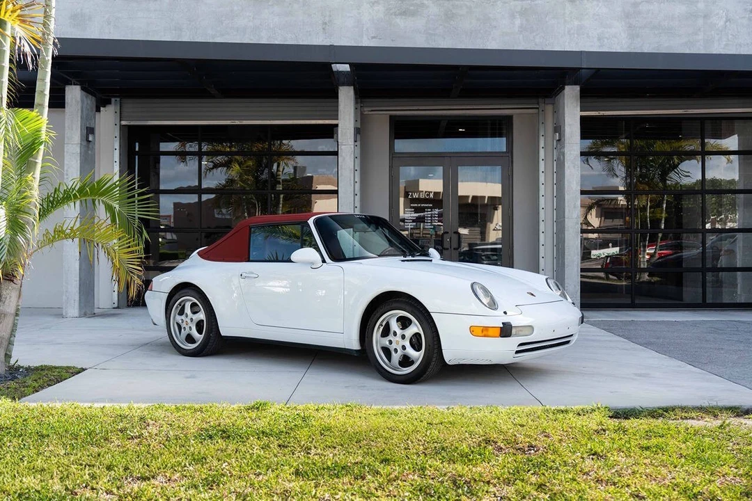 1998 Porsche 993 Carrera - Image 9 of 31