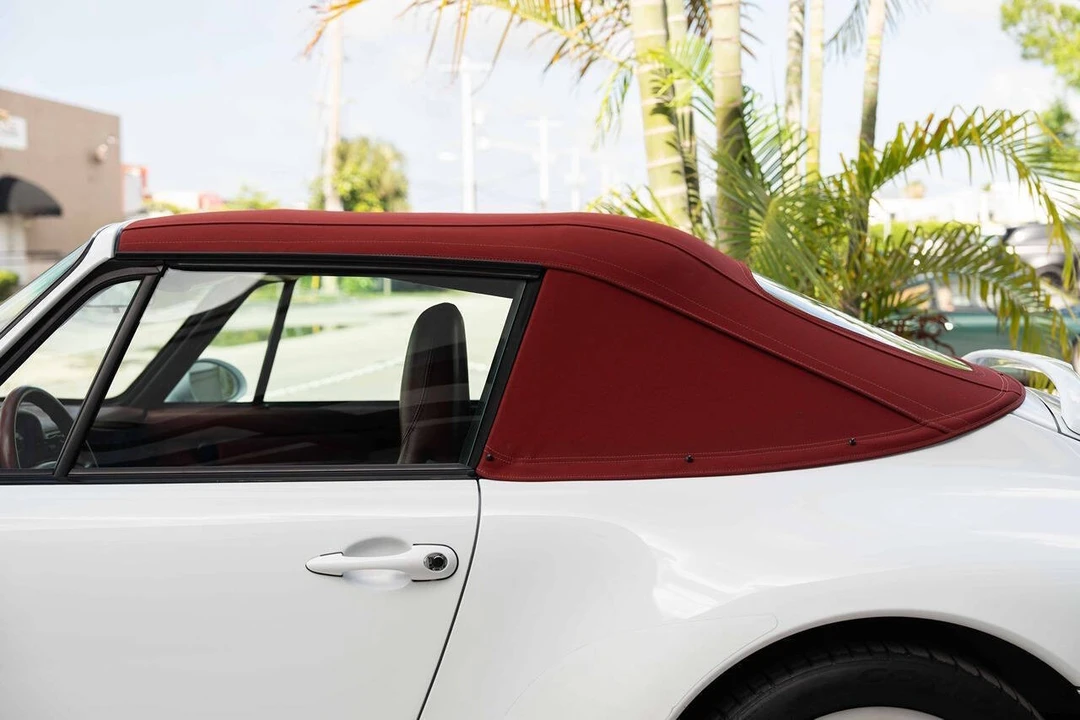 1998 Porsche 993 Carrera - Image 24 of 31