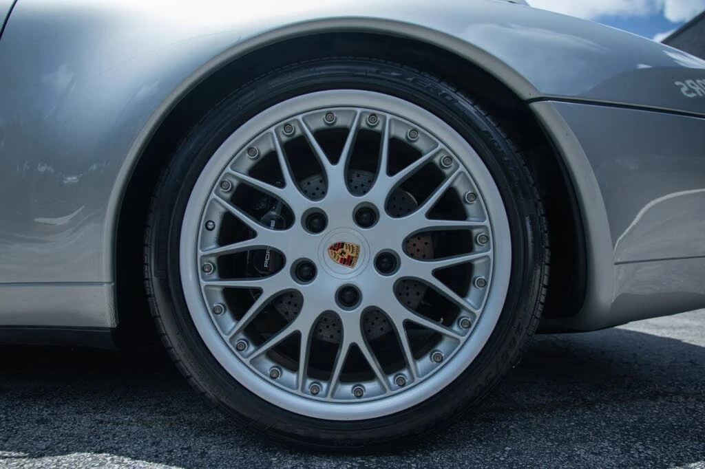 1998 Porsche 993 Carrera 4 - Image 11 of 31