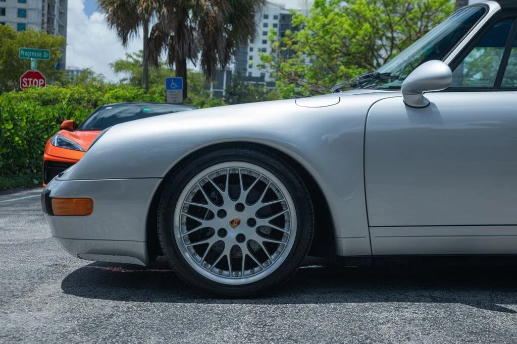1998 Porsche 993 Carrera 4 - Image 8 of 31