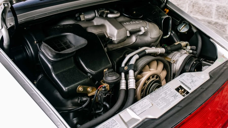 1998 Porsche 993 Carrera 4 - Image 6 of 12