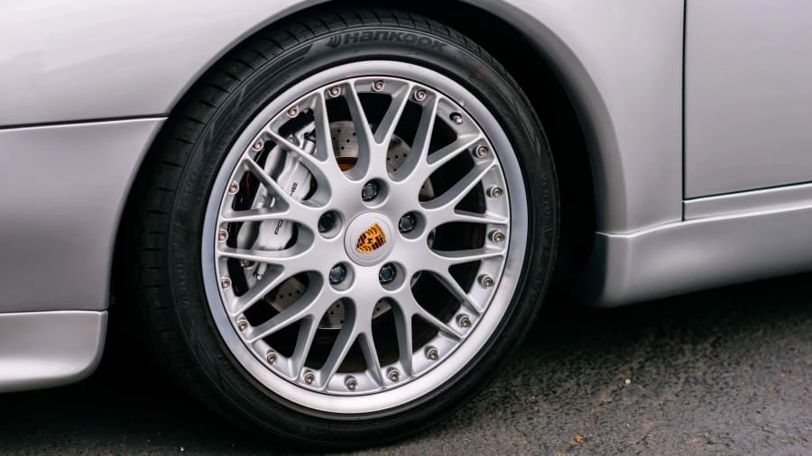 1998 Porsche 993 Carrera 4 - Image 11 of 12