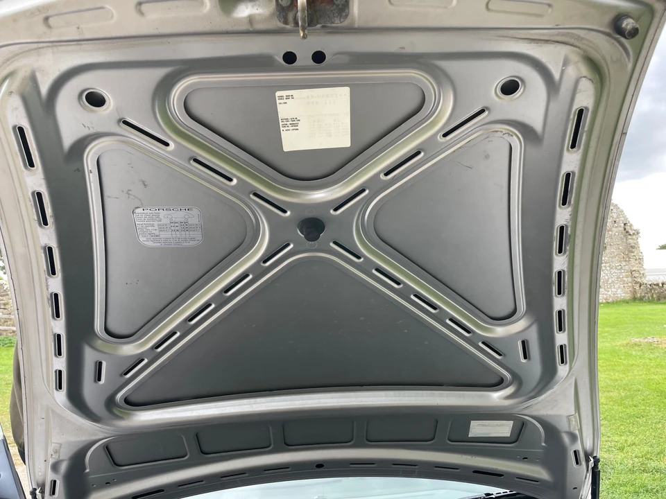 1998 Porsche 996 Carrera 4 - Image 4 of 17