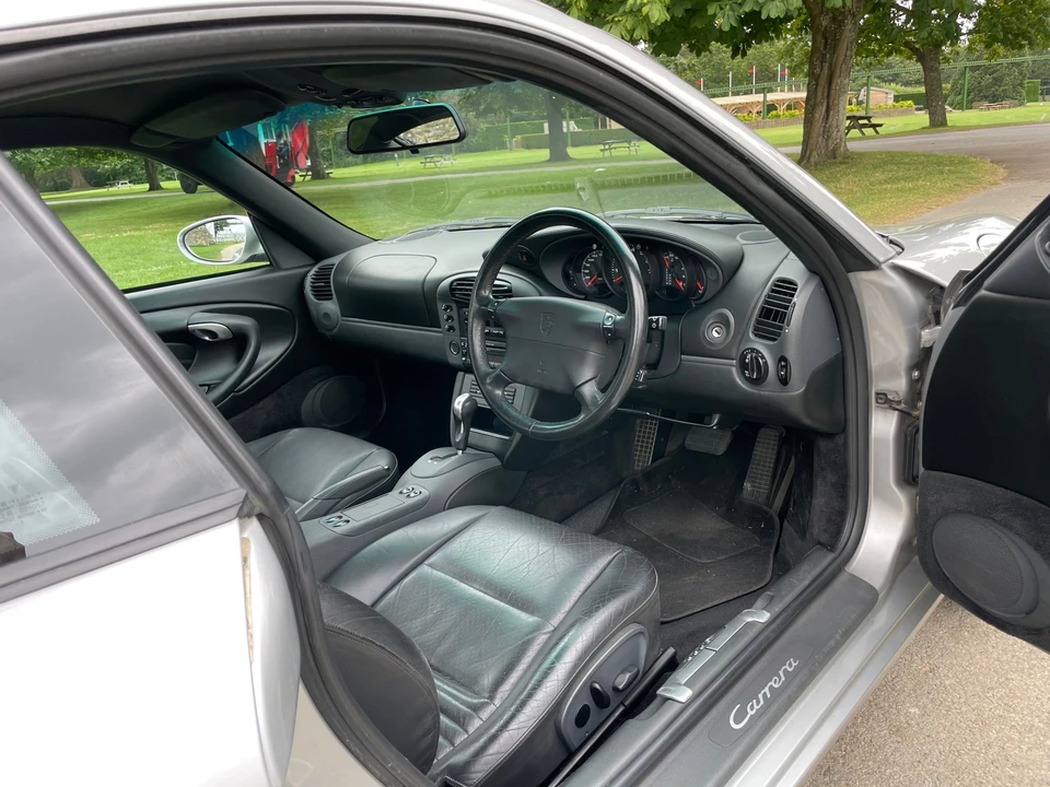 1998 Porsche 996 Carrera 4 - Image 8 of 17