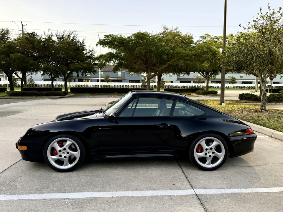 1998 Porsche 993 Carrera 4S - Image 9 of 31