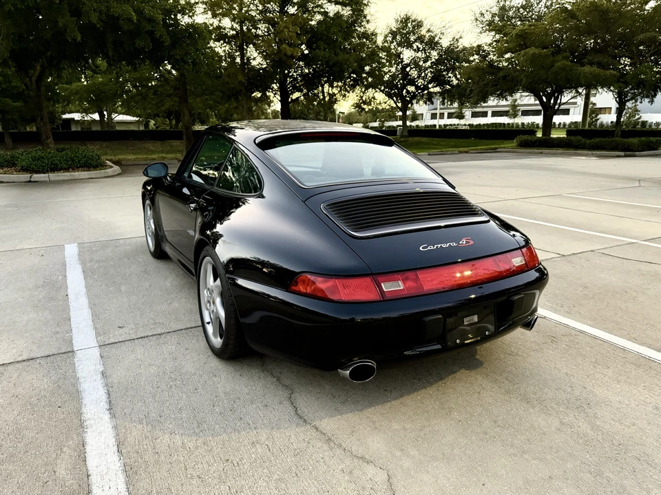 1998 Porsche 993 Carrera 4S - Image 12 of 31
