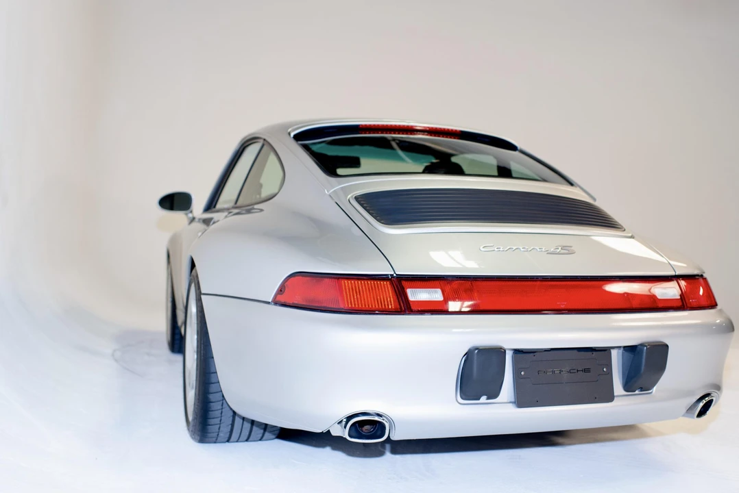 1998 Porsche 993 Carrera 4S - Image 9 of 31