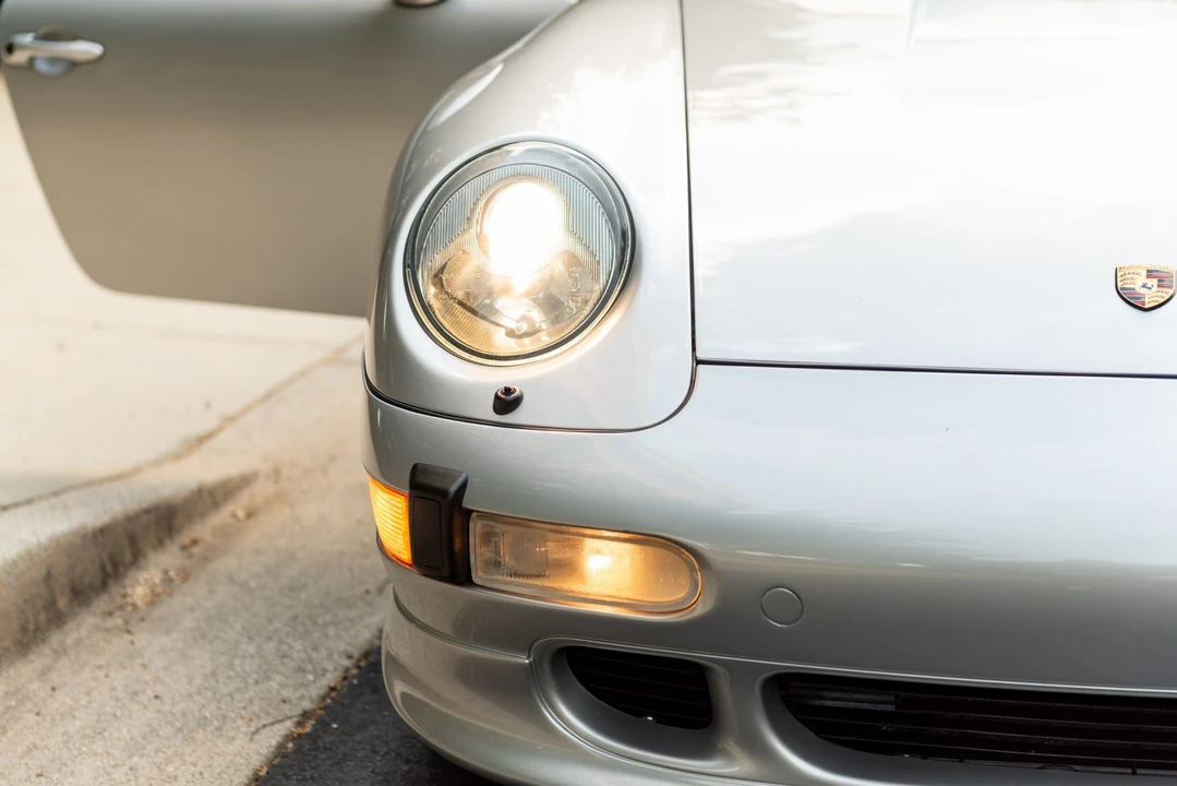 1998 Porsche 993 Carrera 4S - Image 14 of 31
