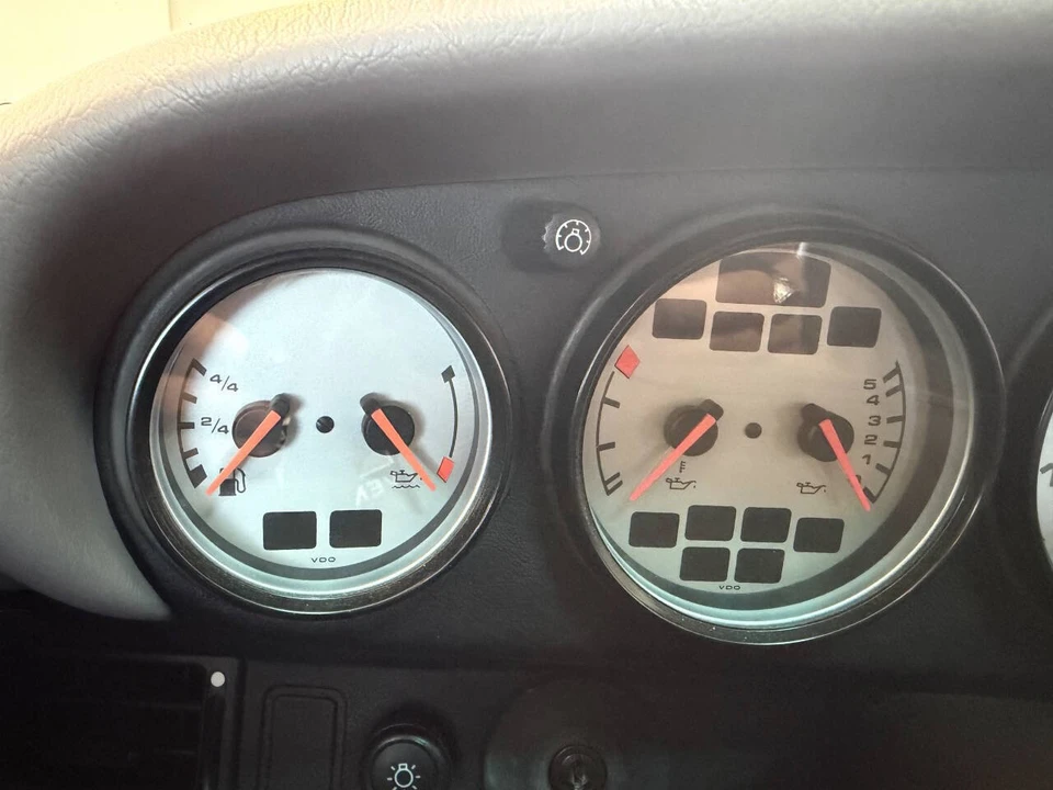 1998 Porsche - Image 25 of 31