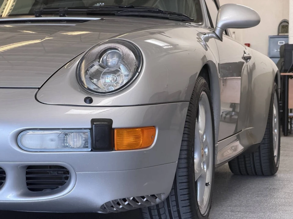 1998 Porsche - Image 10 of 31