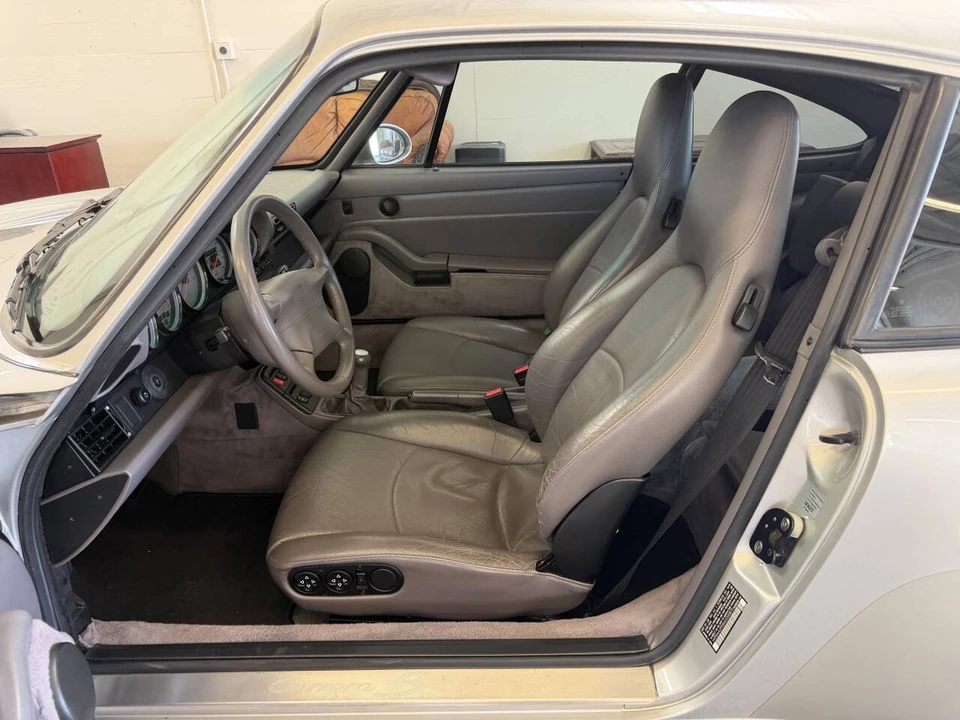 1998 Porsche - Image 21 of 31