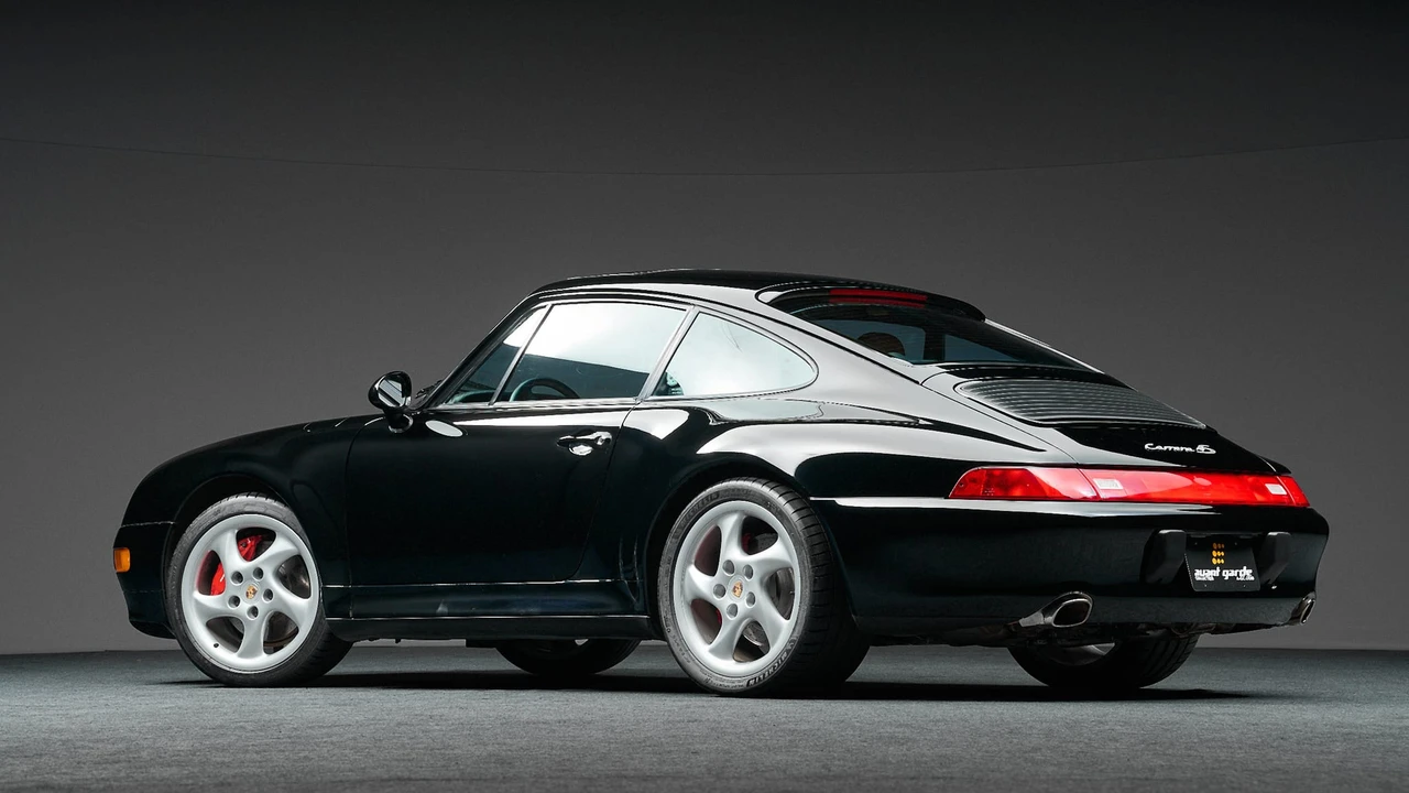 1998 Porsche 993 Carrera 4S - Image 14 of 31
