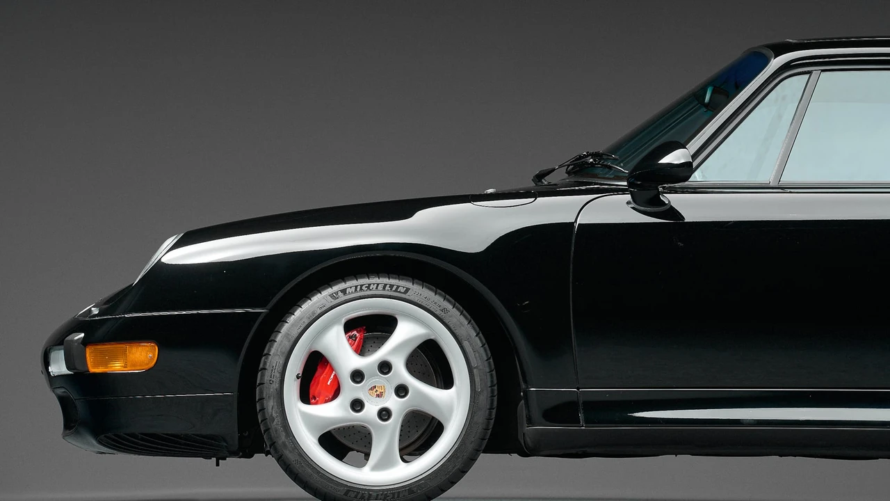 1998 Porsche 993 Carrera 4S - Image 18 of 31