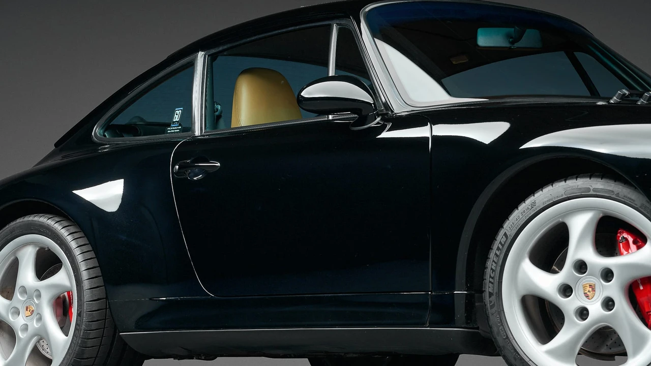 1998 Porsche 993 Carrera 4S - Image 22 of 31