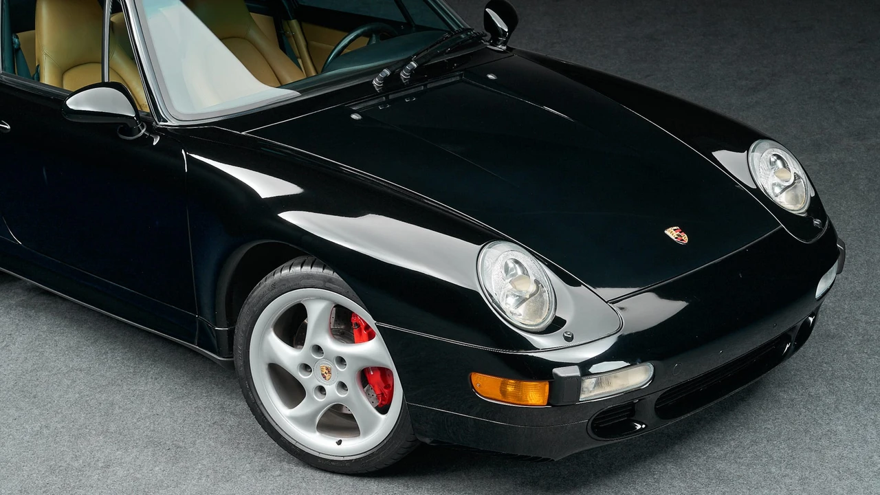 1998 Porsche 993 Carrera 4S - Image 27 of 31