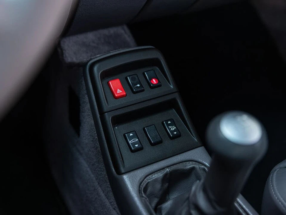 1998 Porsche 993 Carrera 4S - Image 29 of 31