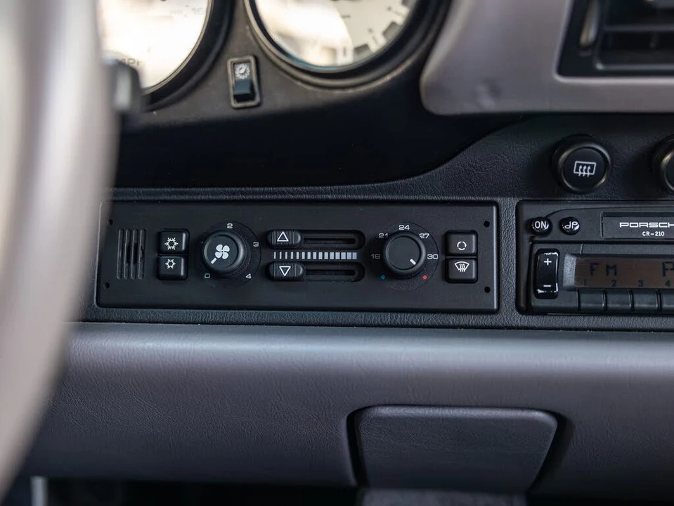 1998 Porsche 993 Carrera 4S - Image 30 of 31