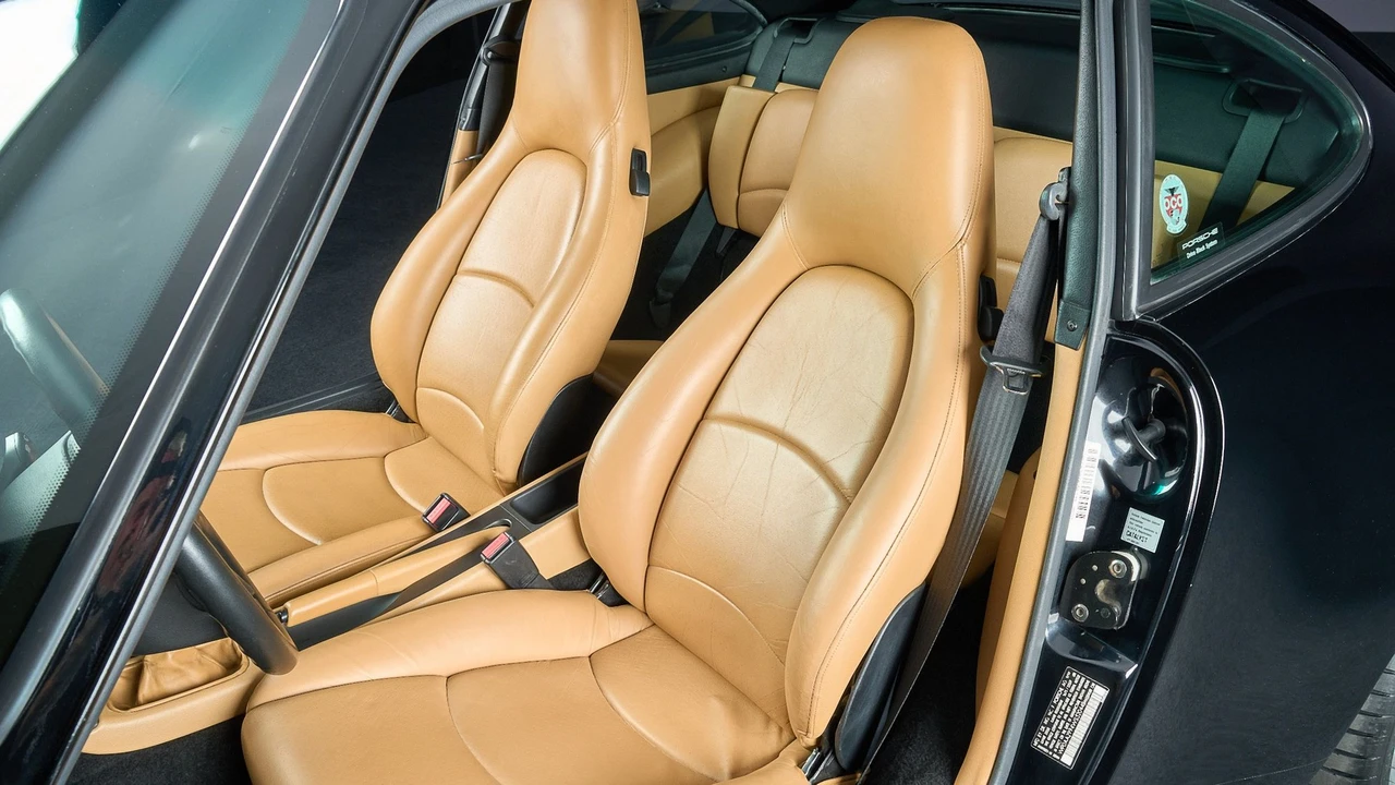 1998 Porsche 993 Carrera 4S - Image 14 of 18