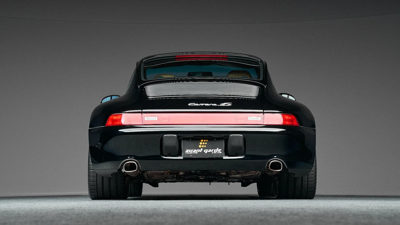 1998 Porsche 993 Carrera 4S - Image 6 of 18