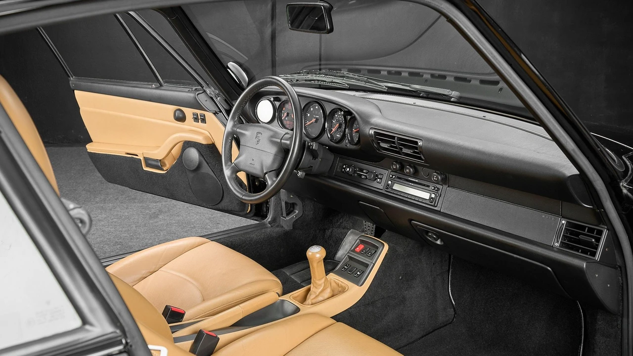 1998 Porsche 993 Carrera 4S - Image 11 of 18