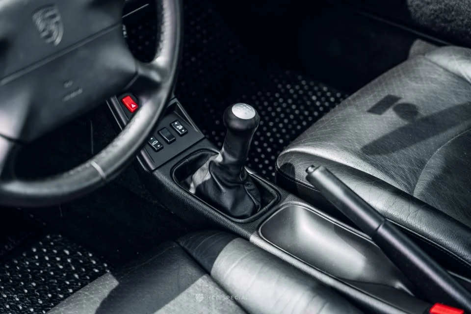 1998 Porsche 993 Carrera 4S - Image 13 of 17