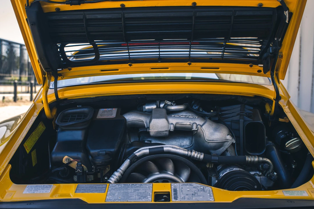 1998 Porsche 993 Carrera 4S - Image 26 of 31