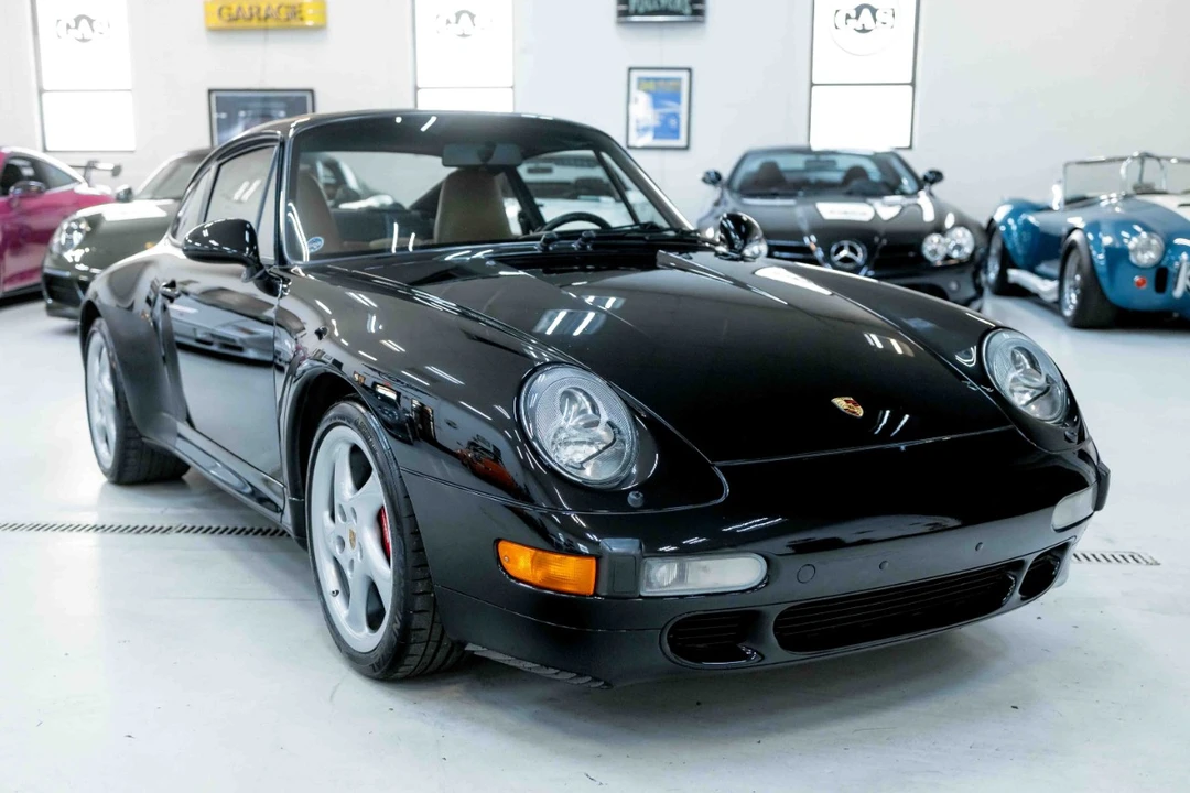 1998 Porsche 993 Carrera 4S - Image 6 of 12