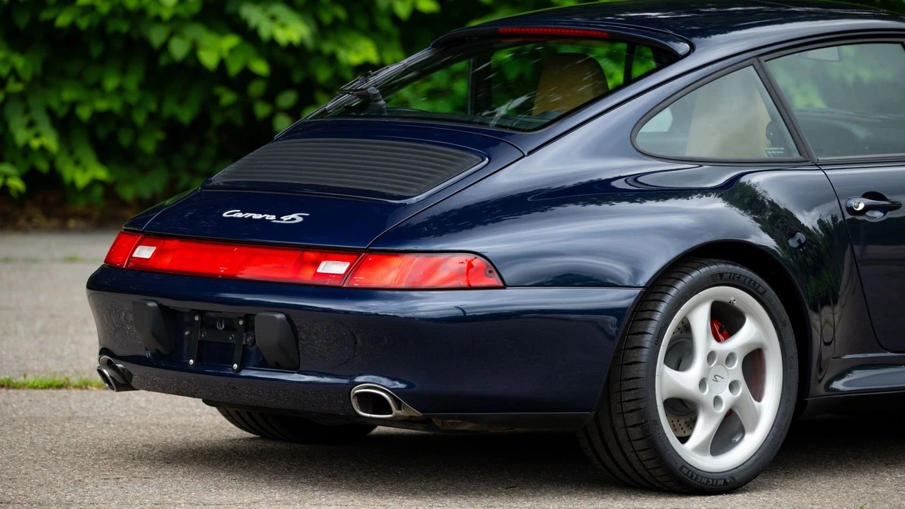 1998 Porsche 993 Carrera 4S - Image 21 of 31